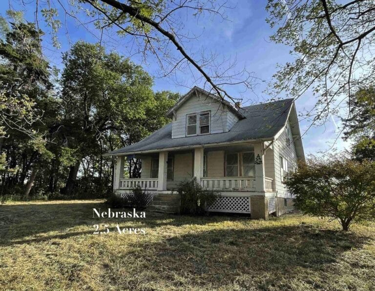 Nebraska Farmhouse For Sale on 2.5 Acres 89K Old Houses Under 100K