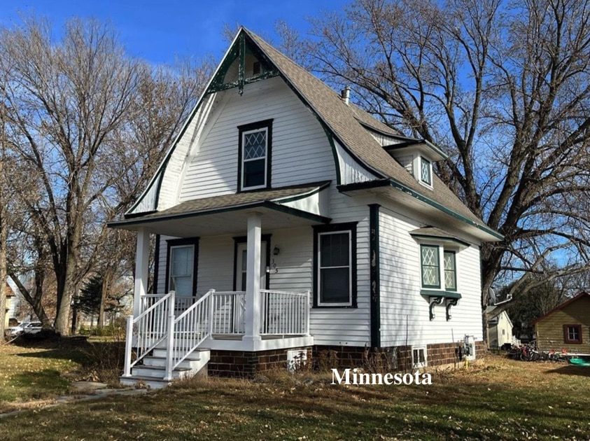 Circa 1914 Affordable Home in Sacred Heart, MN 59K Old Houses Under