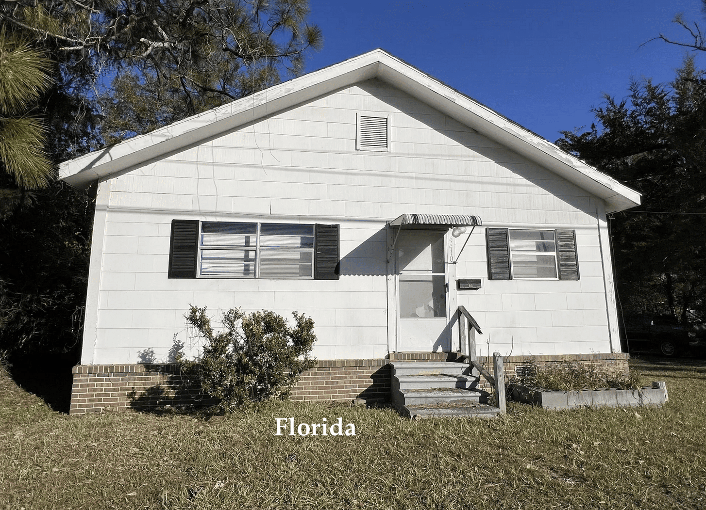 c.1930 Florida Starter Home For Sale on Half Acre 89K 75 Min to Gulf